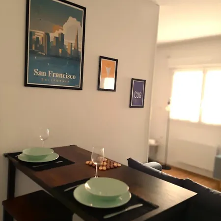 Cozy Accommodation, St Roch, Amiens, Netflix, Wi-fi, Apartamento