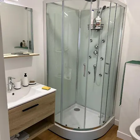 Cozy Accommodation, St Roch, Amiens, Netflix, Wi-fi, Apartamento