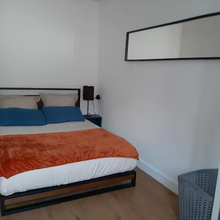 Cozy Accommodation, St Roch, Amiens, Netflix, Wi-fi, Apartamento Amiens